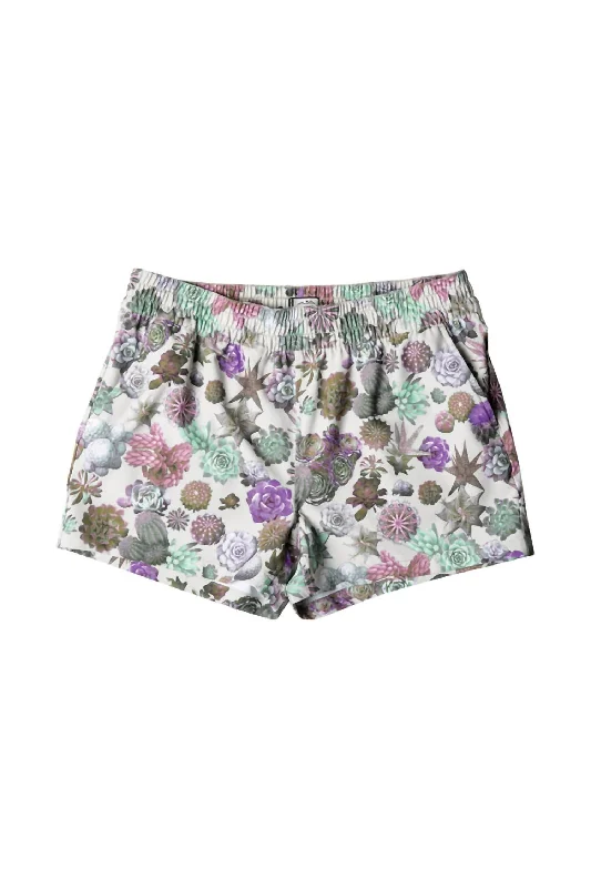 Women's Kick Out Short In Succulents