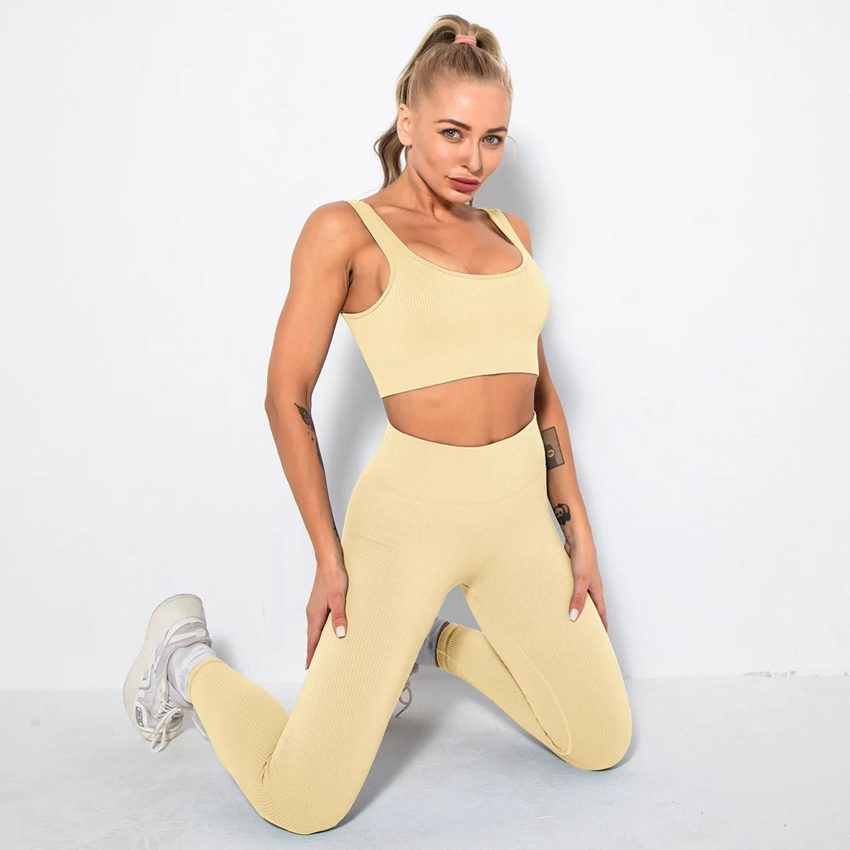 u-bra+Leggings-Beige