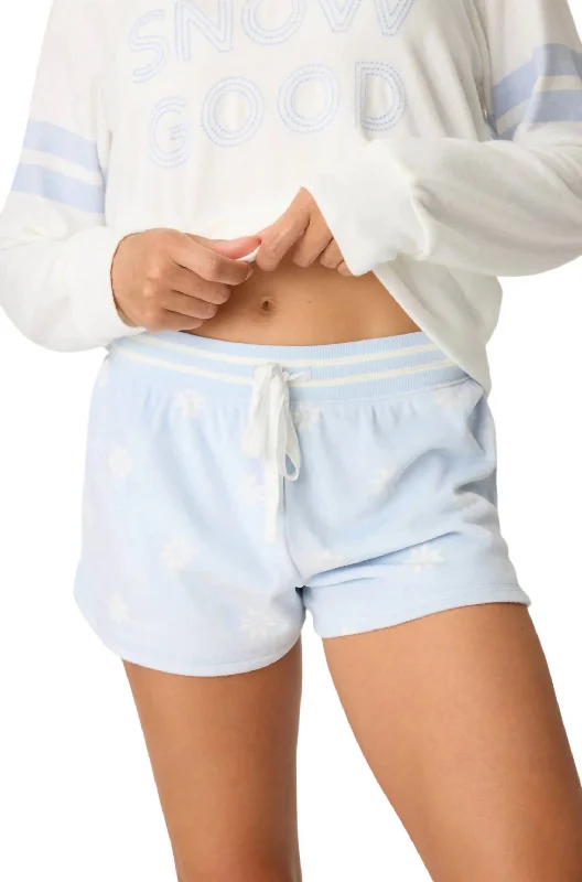 Apres All Day Shorts In Blue Whisper